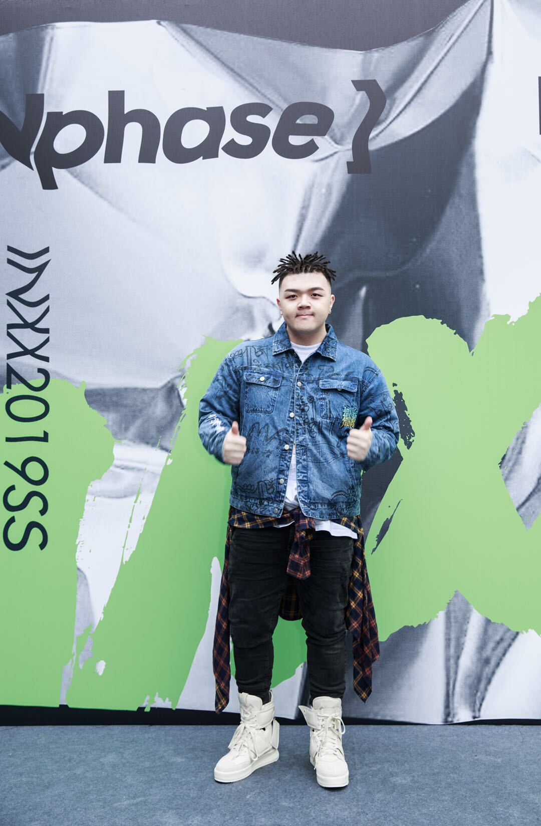 艾福杰尼受邀出席上海时装周 多彩涂鸦潮酷来袭__凤凰网