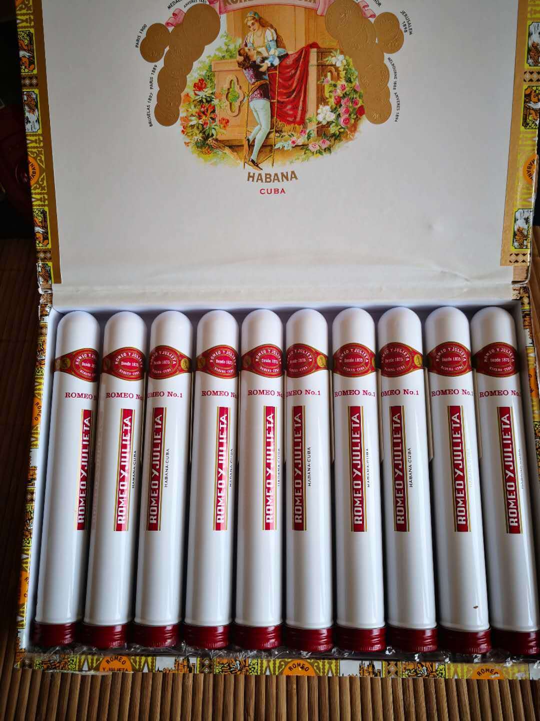 罗密欧 * 朱丽叶 1号 romeo y julieta romeo no.1__凤凰网