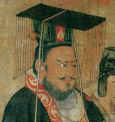 这一年27岁的西燕皇帝,慕容冲被大将军所杀,慕容永登基称帝,70岁的