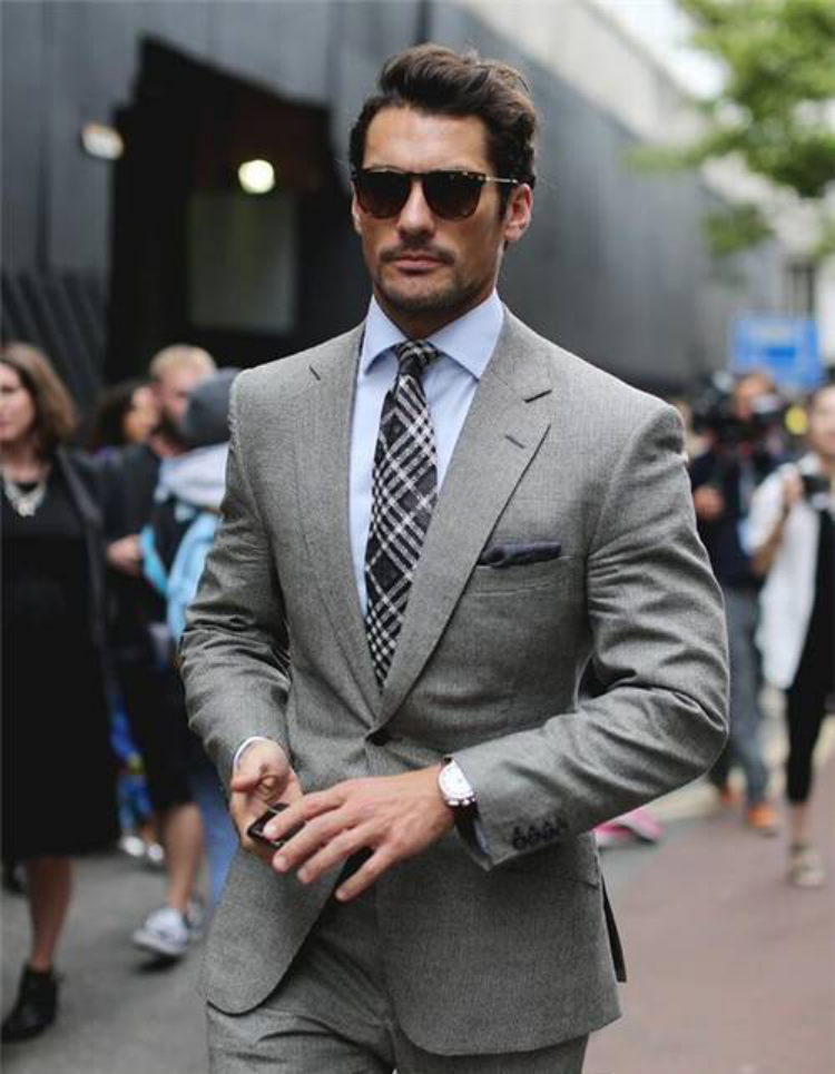 男士西装各种颜色搭配技巧之一