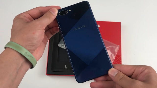 1099元的oppoa5开箱手机上手那一刻这不是我认识