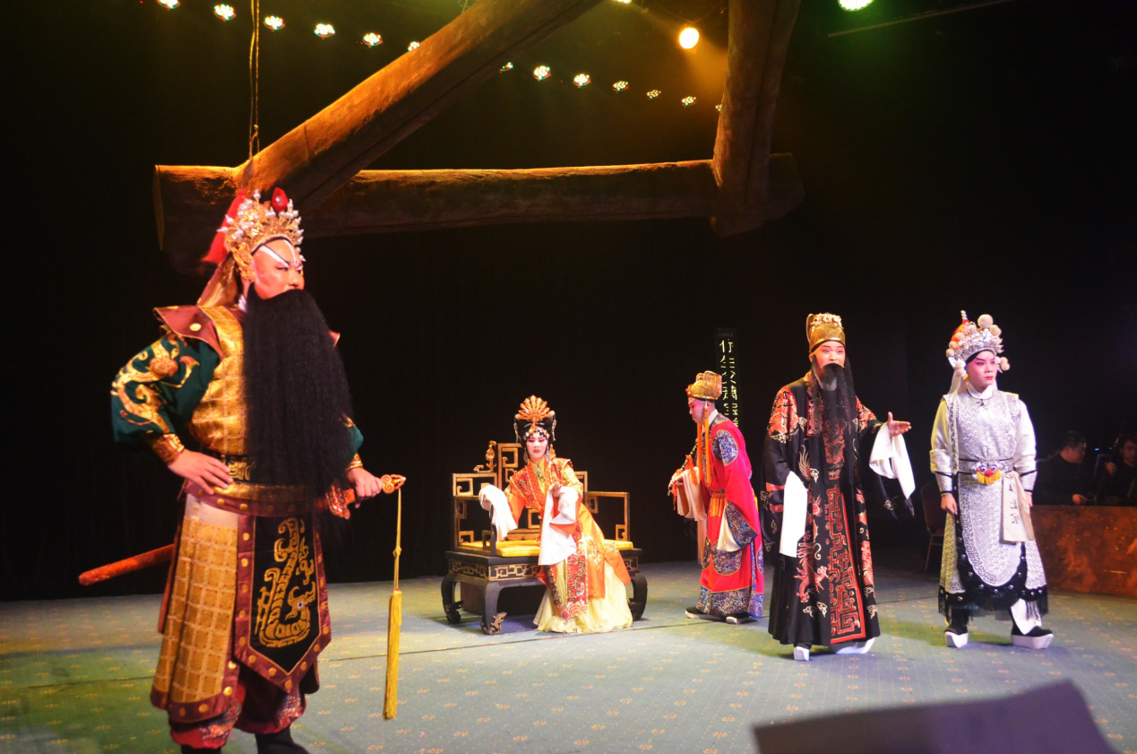 小剧场戏曲 , 当代和创新就在传统里