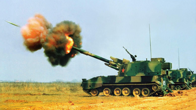 国产自行火炮不仅能无人机瞄准超远程支援甚至能平射反坦克