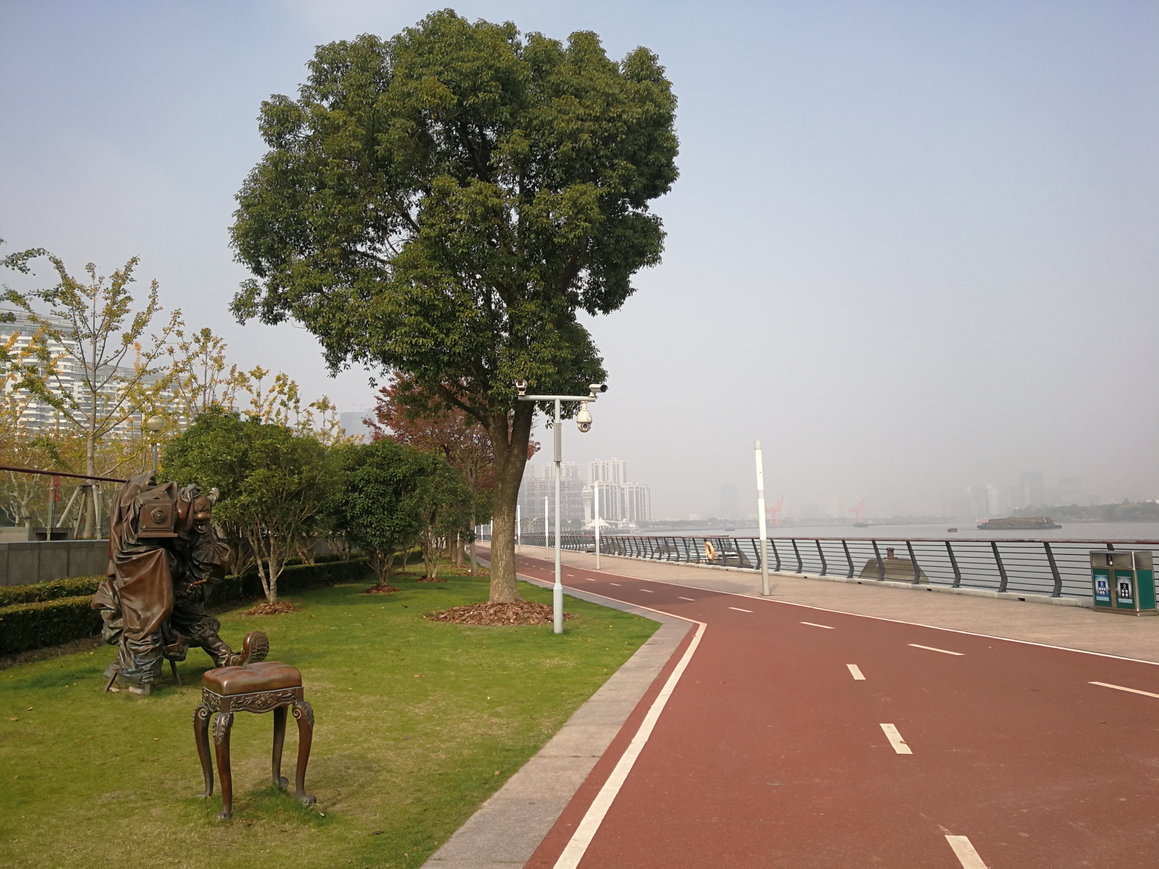 雾霾天里的徐汇滨江之行—我眼中的上海黄浦江岸