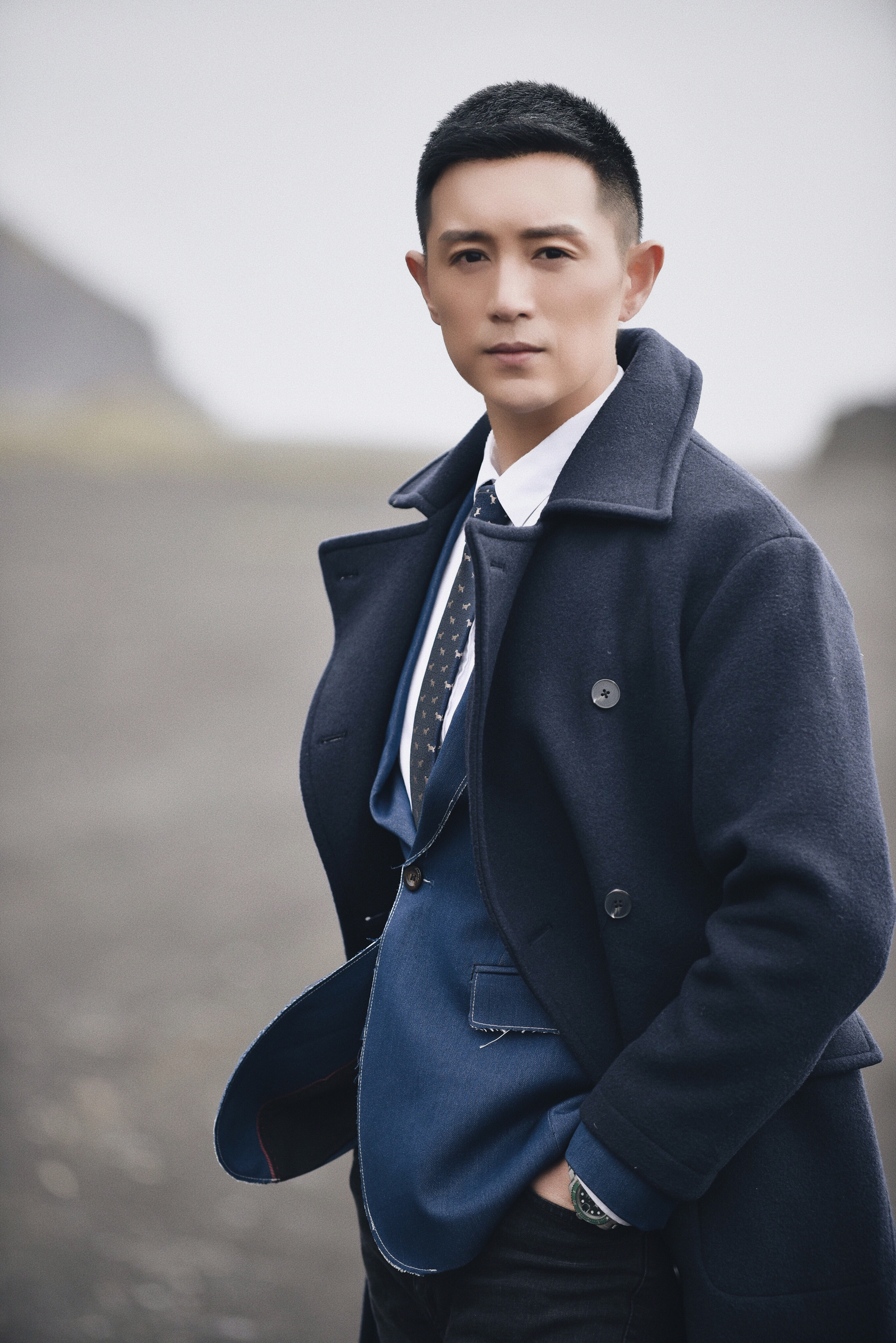 等多部影视作品中有着精彩表现的演员郑晓东现已经改名为郑皓原重新