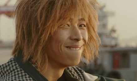 小s的新发型,"撞脸""黄毛",惊人一致__凤凰网