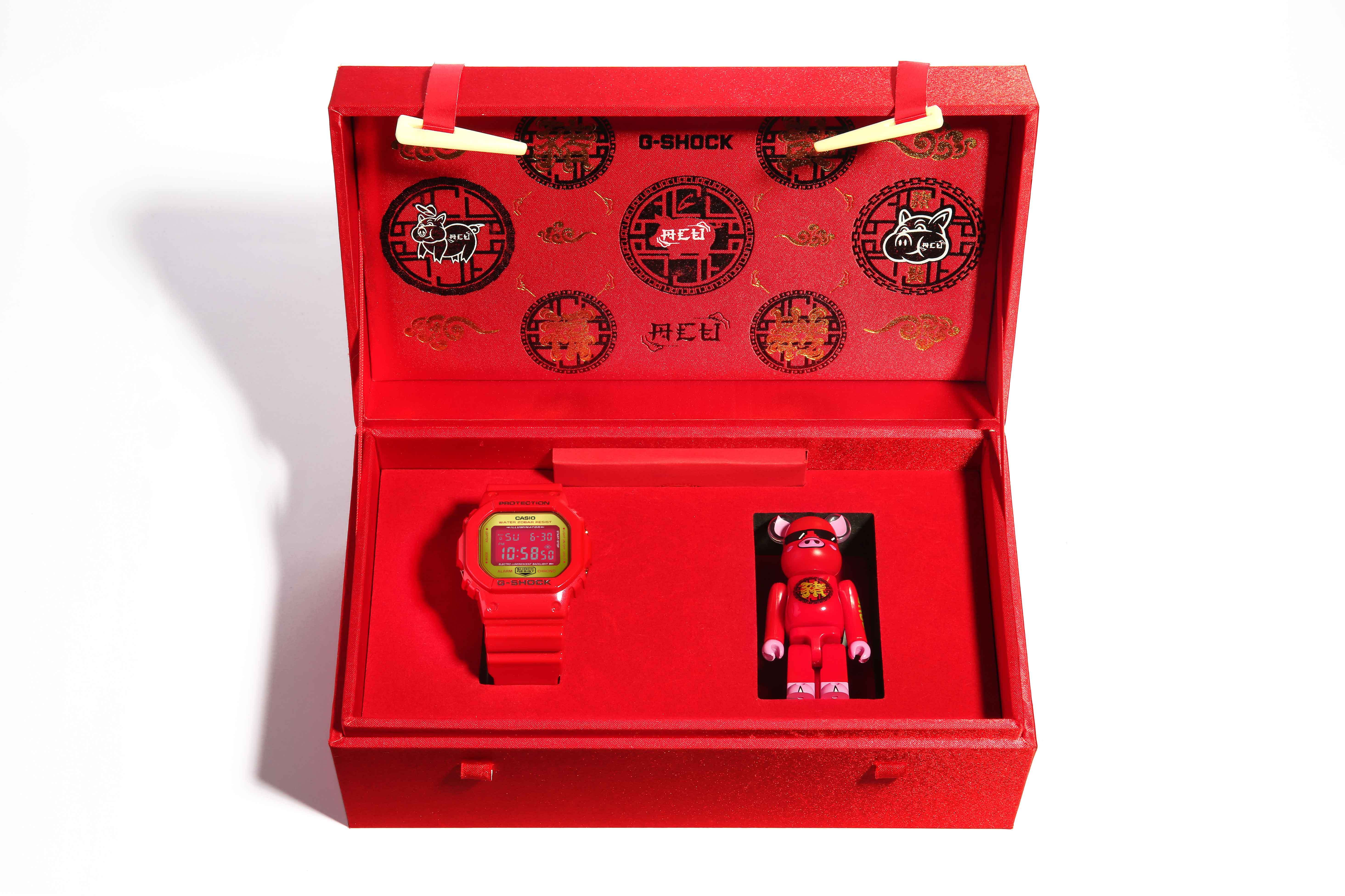 卡西欧g-shock猪年限量礼盒款手表 dw-5600cx-4