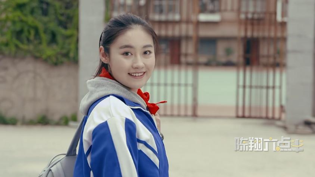 陈翔六点半腿腿成名作之校园女霸王