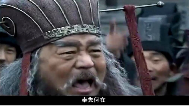 王允召唤众臣杀董卓董卓大喊我儿奉先何在吕布奉旨杀贼