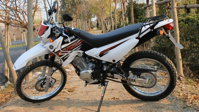 国内第一款合资越野摩托车雅马哈xtz125呆子测评