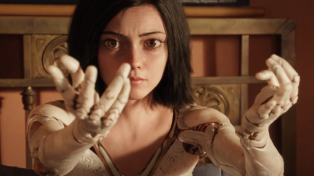 战斗天使阿丽塔来了,萌妹子竟然是一位超能机器人