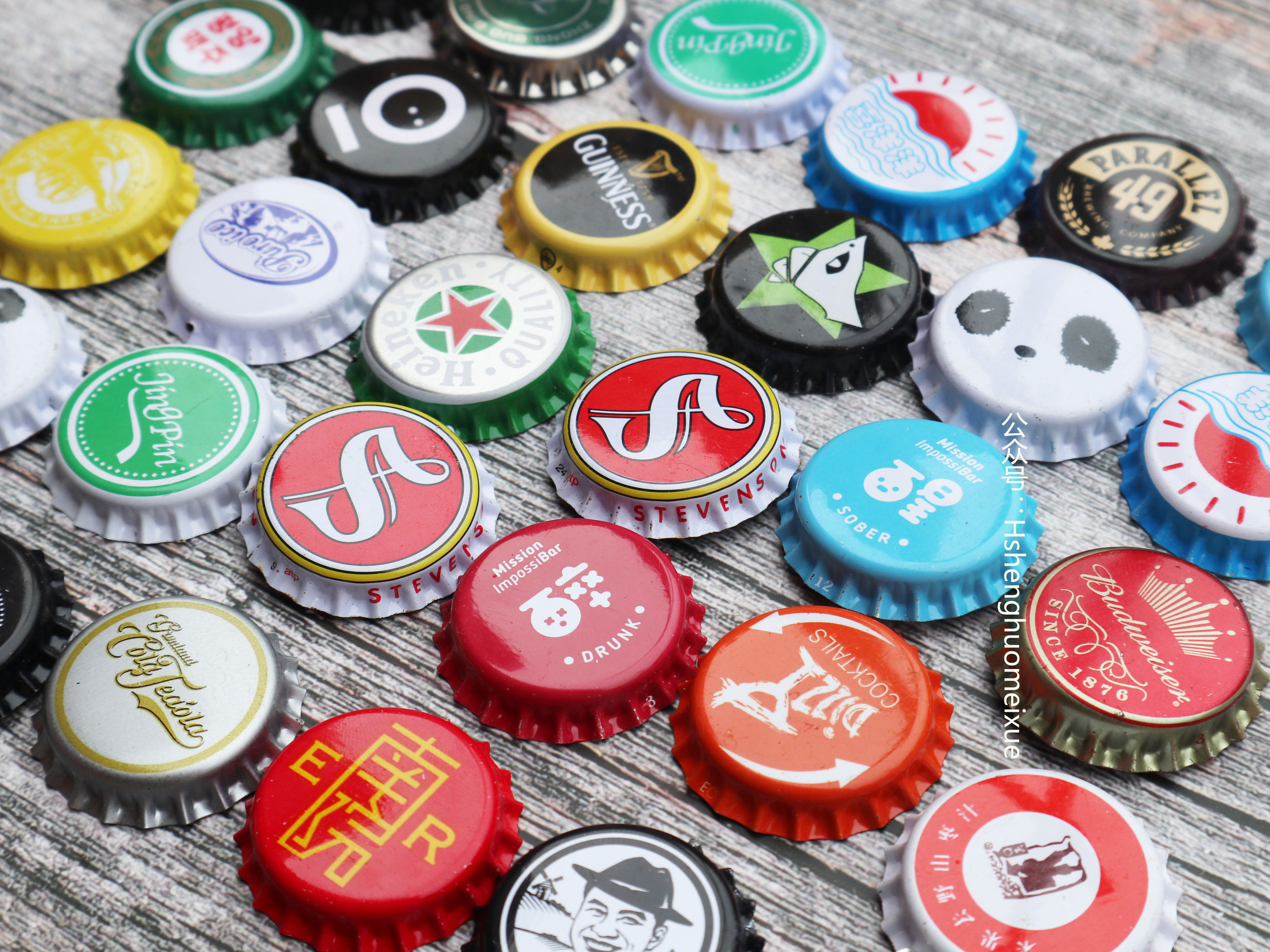 今日份手作将创意融入啤酒盖改造成惊艳的