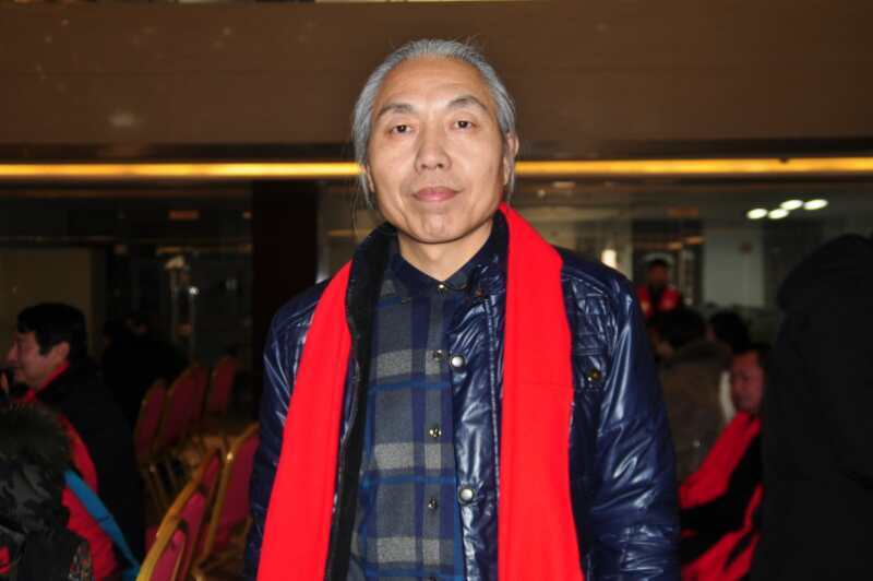 国画大师武天庆参加邢台市青年公益协会年会