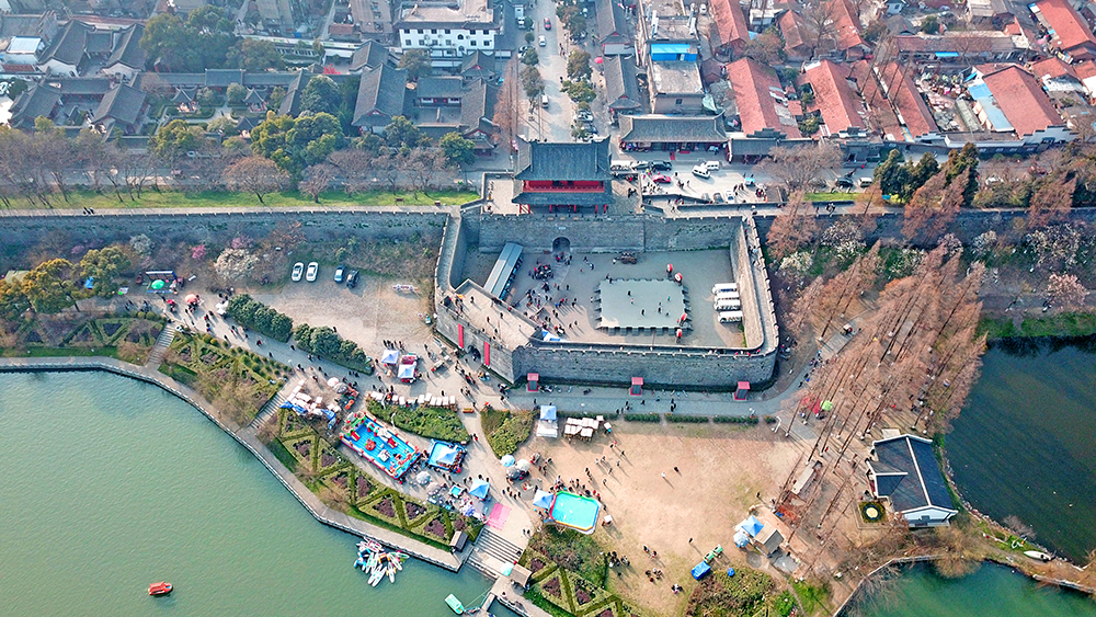 用三国和关公教你读懂荆州古城的历史文化底蕴__凤凰网