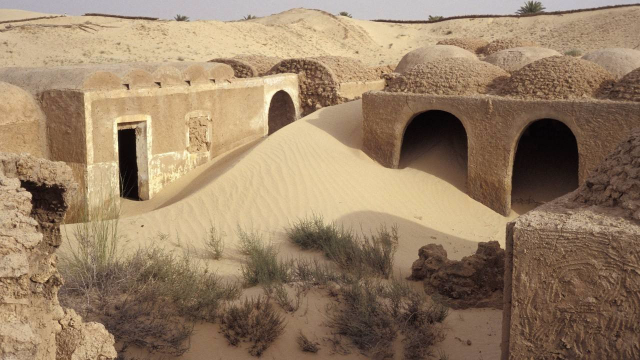 沙漠里的沙子那么多为什么不能用来建房子