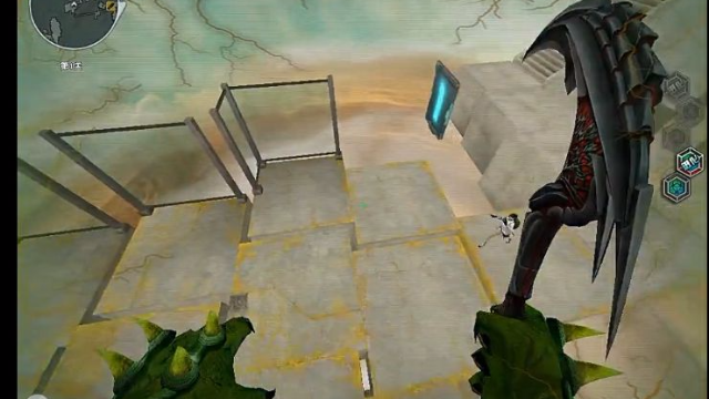 穿越火线生化追击地图绿巨人还会背后旋转跳跃身法厉害厉害