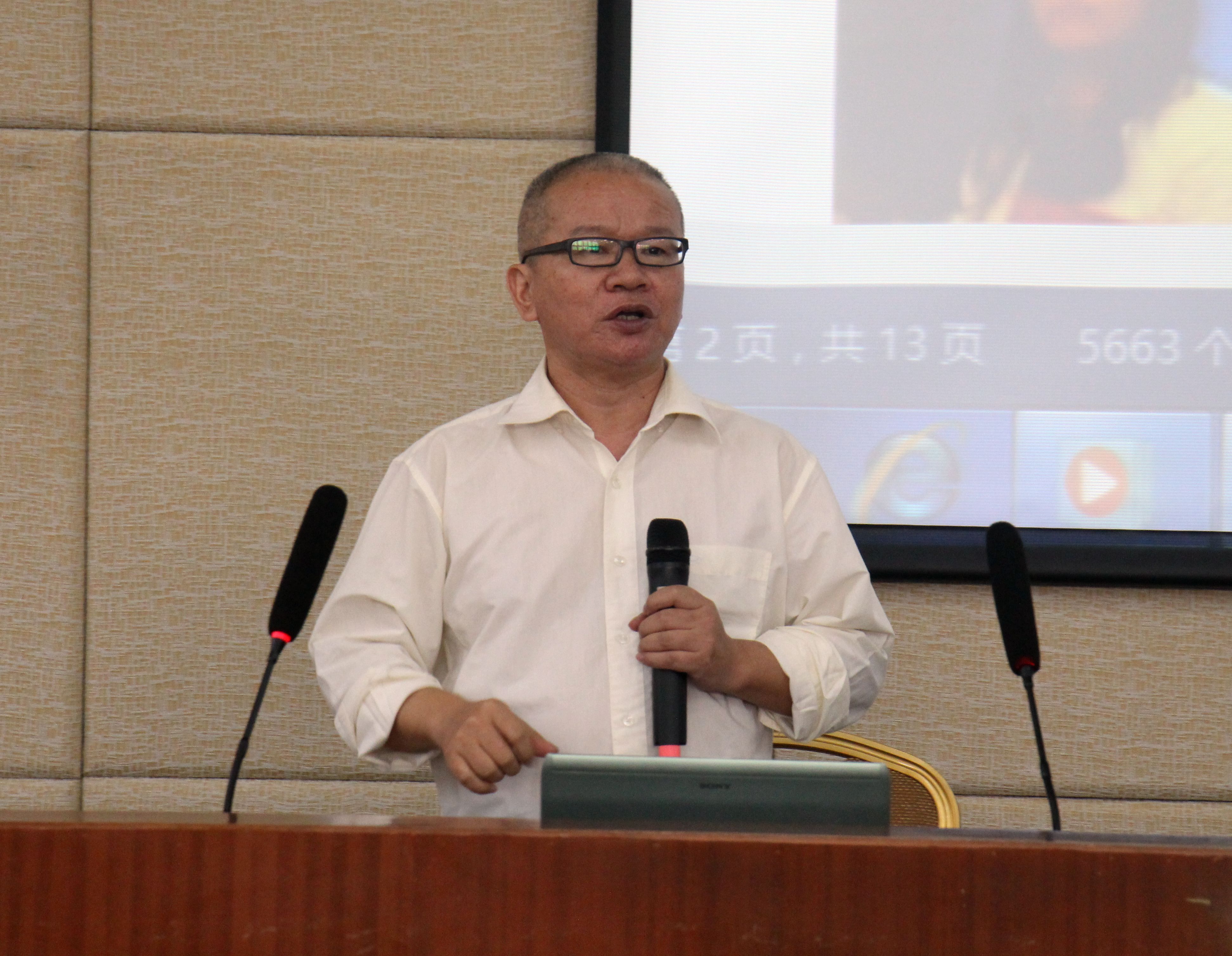 华商学院：求知若渴，书香致远__凤凰网