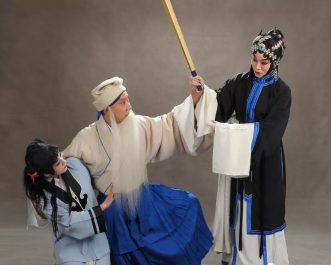 "母亲节"专场演出 京剧《三娘教子》