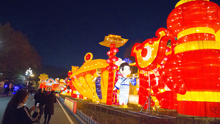 三十载看今朝2019金城西固迎春灯会华彩绽放