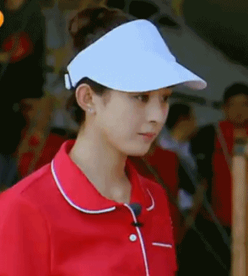 赵丽颖撩人的不安分的小舌头杀伤力满满__凤凰网