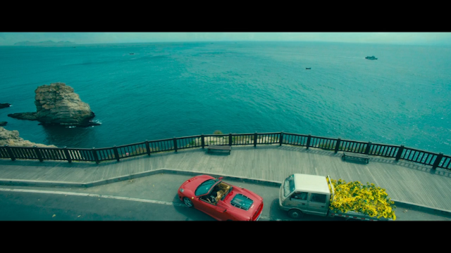 夏洛特烦恼1辆法拉利换1辆货车