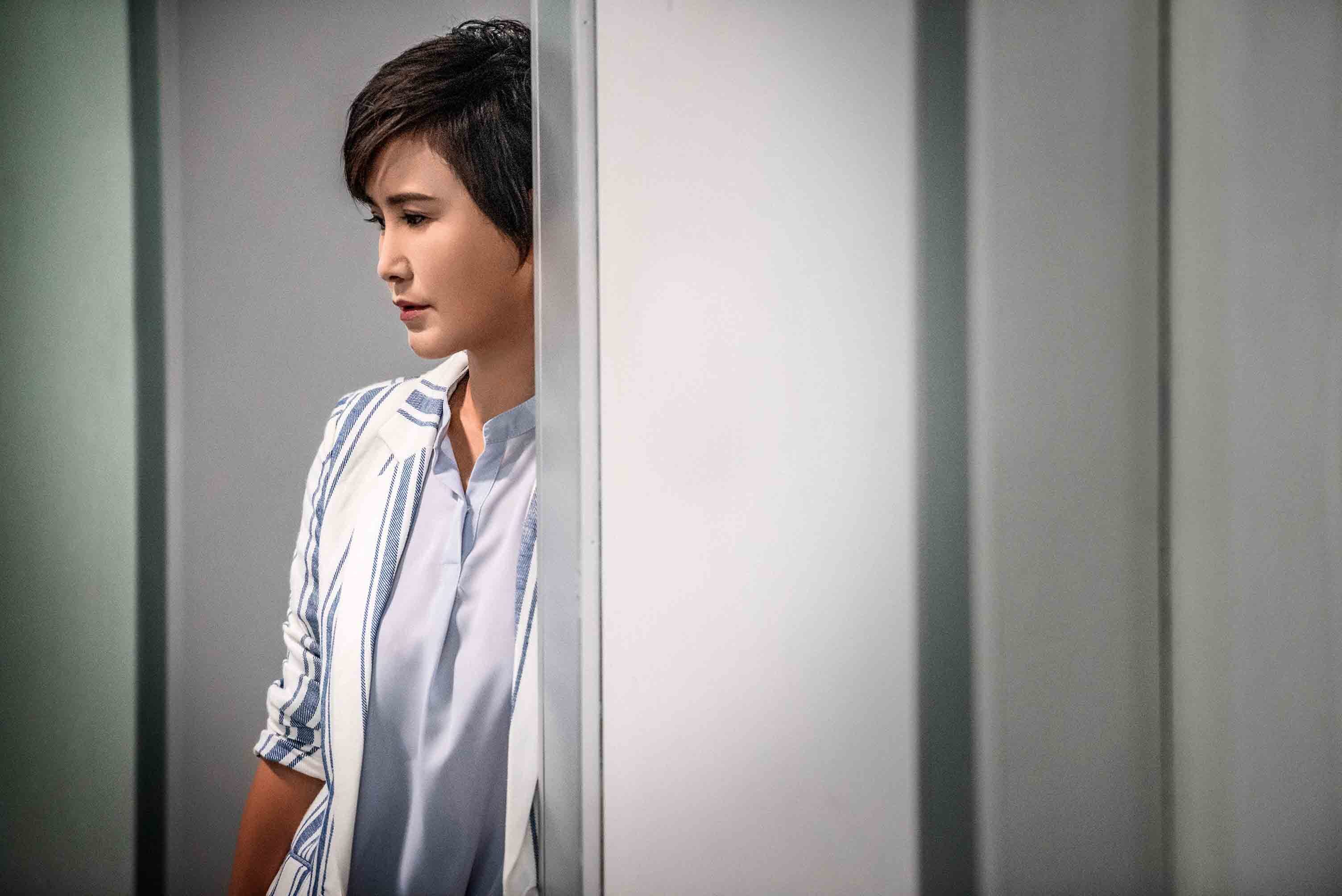 首部反电信诈骗题材电视剧《天下无诈》在观众一片好评中完美收官,剧