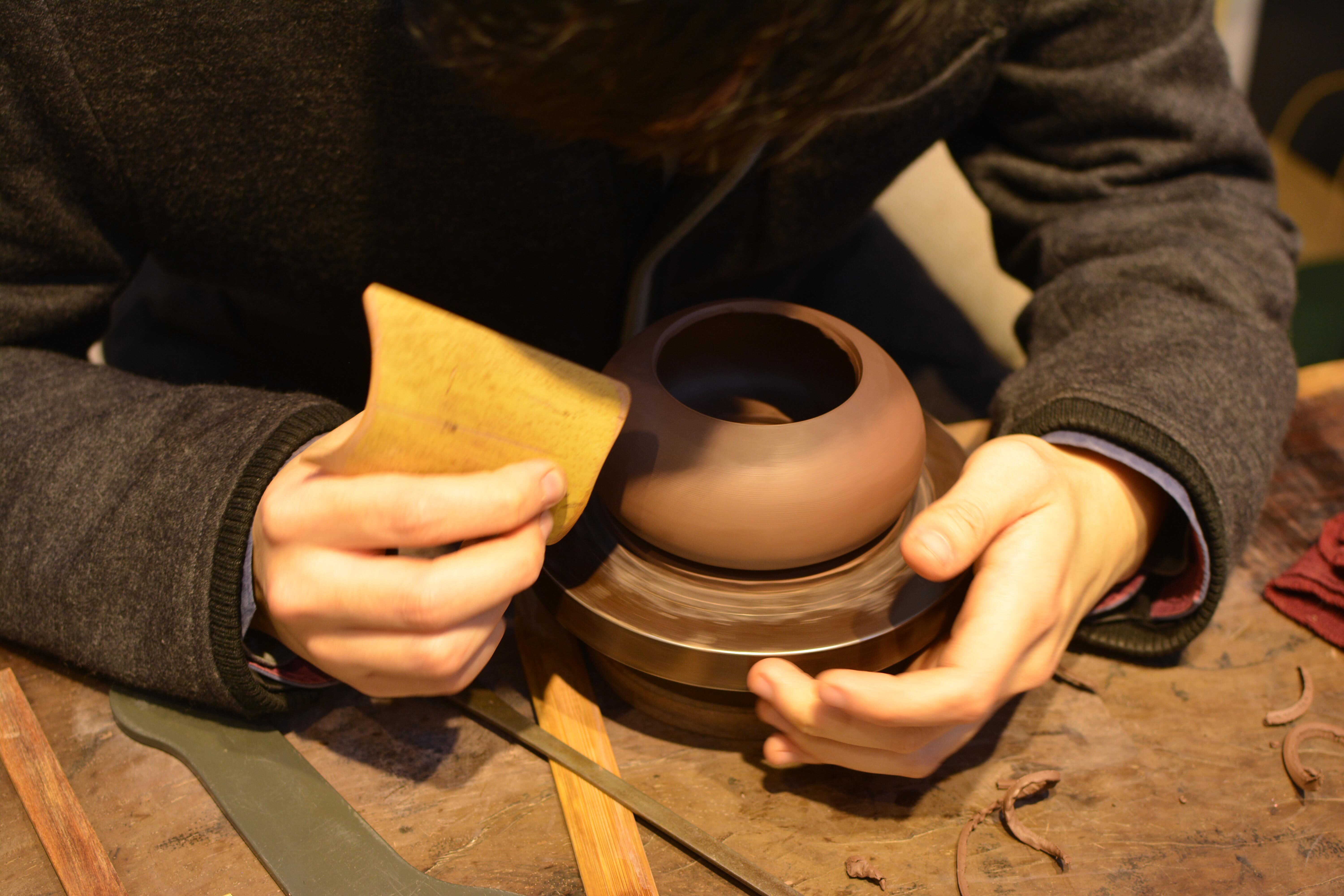 3分钟从原理上解读全手工,半手工紫砂的区别__凤凰网