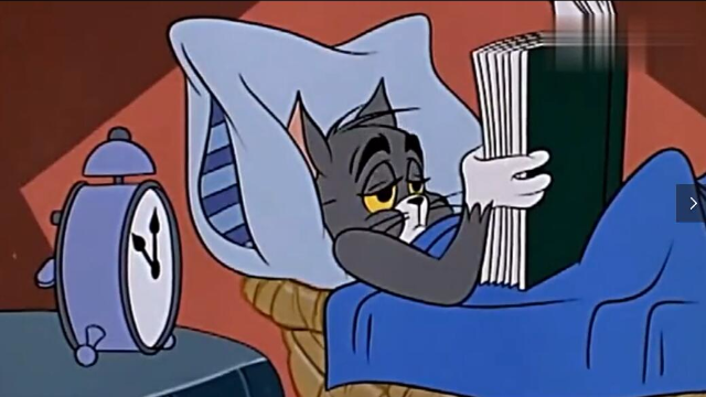 汤姆梳了个帅气的发型,想要去酒吧了,最后汤姆终于忍受不了