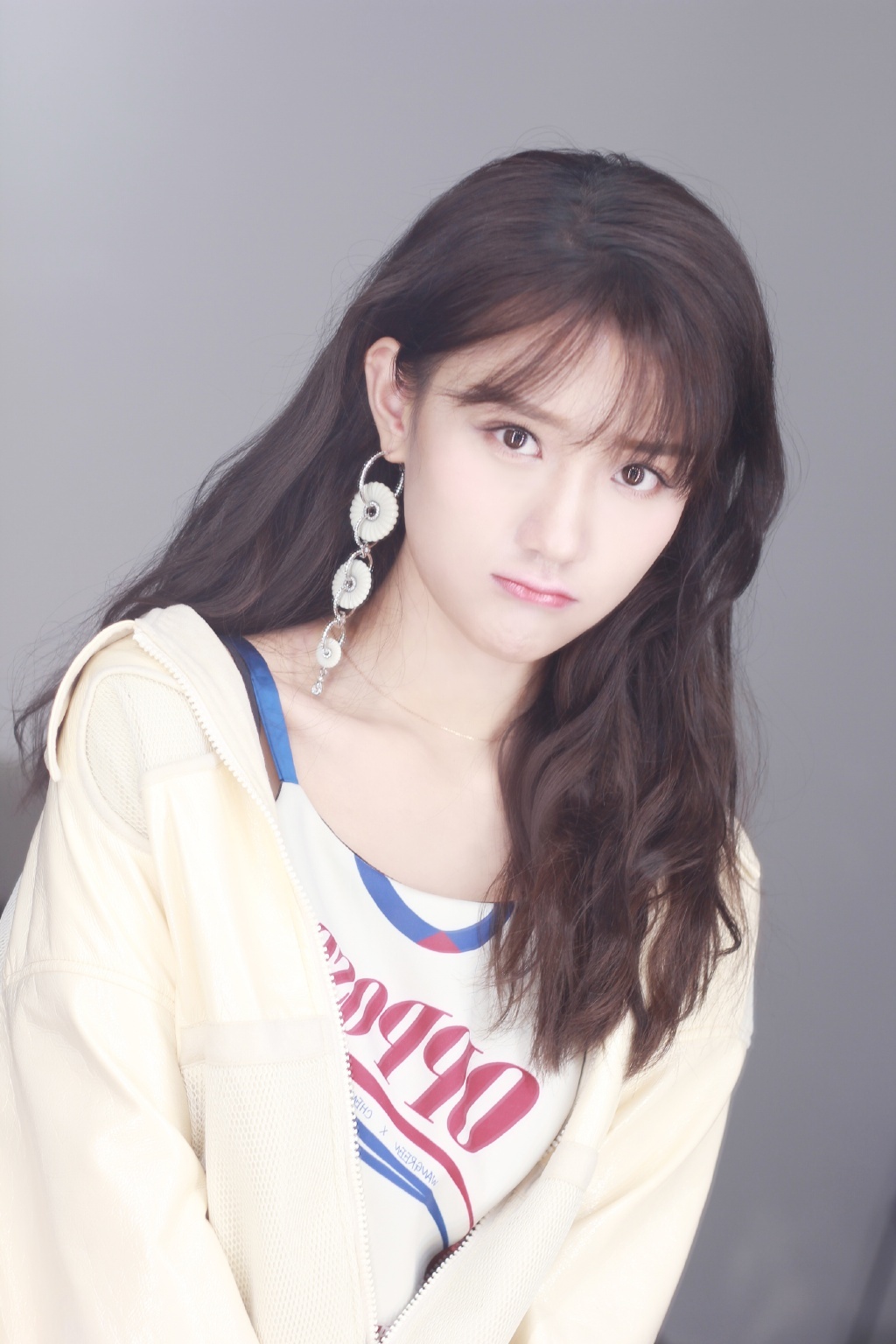 女演员陈意涵清新灵动甜美写真__凤凰网