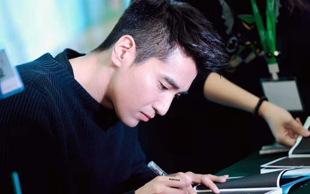 赵又廷他可是一个型男,那么你们喜欢他吗?__凤凰网