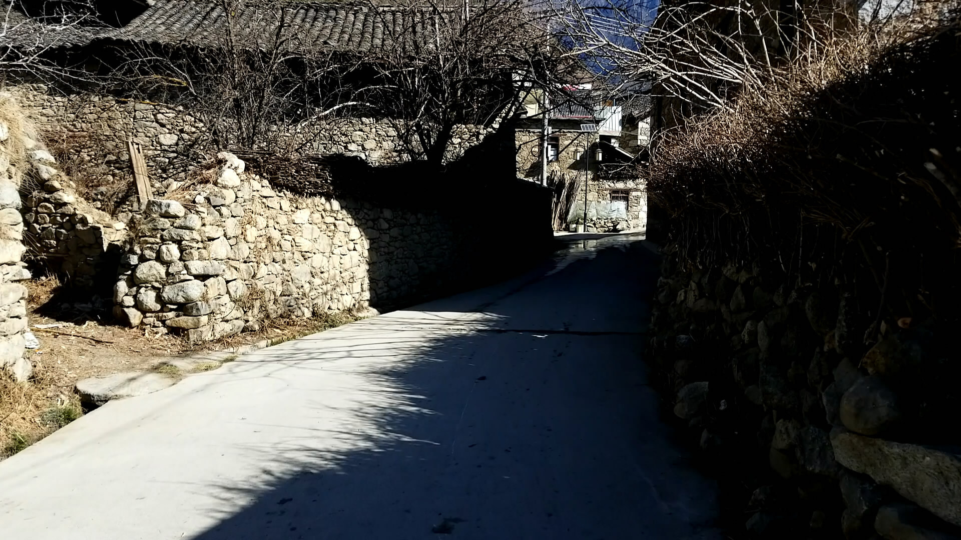 湮没历史长河中的茶马古城岩州