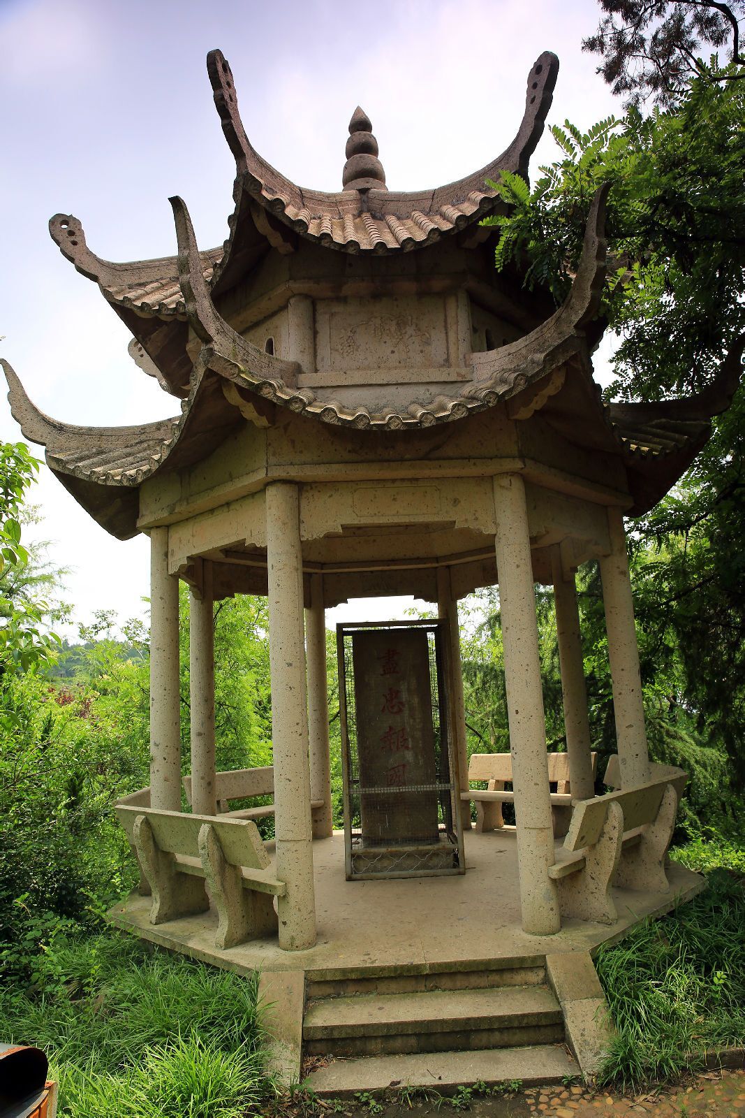 马陵山十字坡:传说中的"十八池金子"