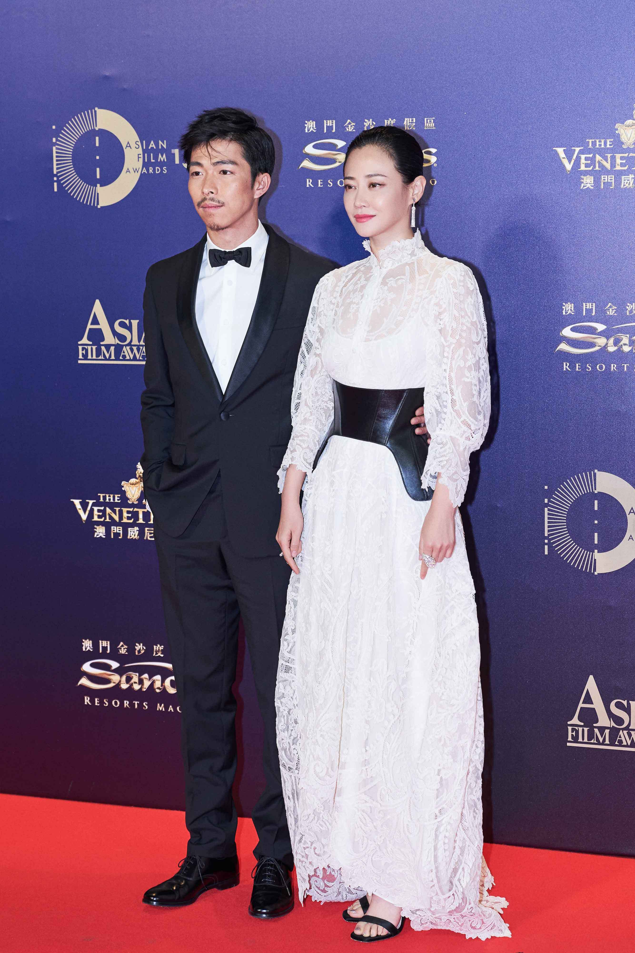 谭卓抵港出席亚洲电影大奖 因好友章宇得奖喜极而泣