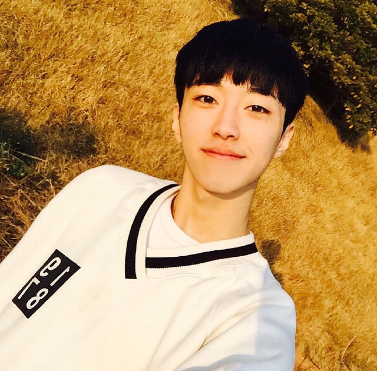 你的男朋友做过哪些奇葩事?网友:吃过鼻屎算不算__凤凰网