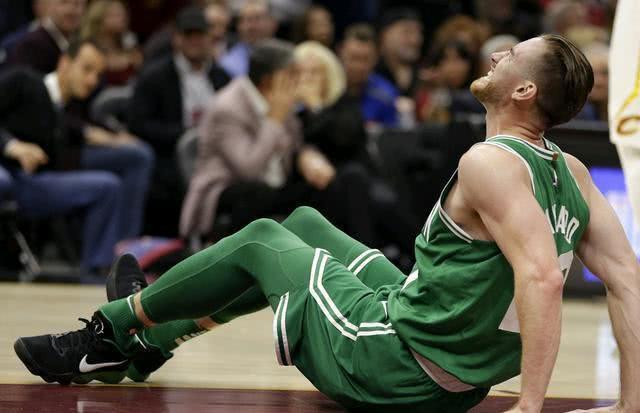 盘点nba巨星骨折现场,致敬在场每个运动员!__凤凰网