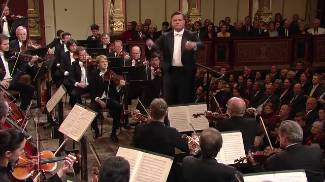 贝多芬科里奥兰序曲蒂勒曼指挥