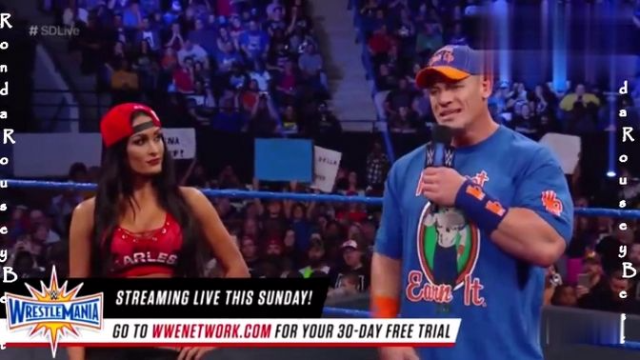 wwe约翰塞纳与女友尼基贝拉秀恩爱时集锦