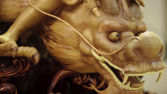 凭借47年的竹编技艺,老人被选入故宫修文物_凤凰网视频_凤凰网