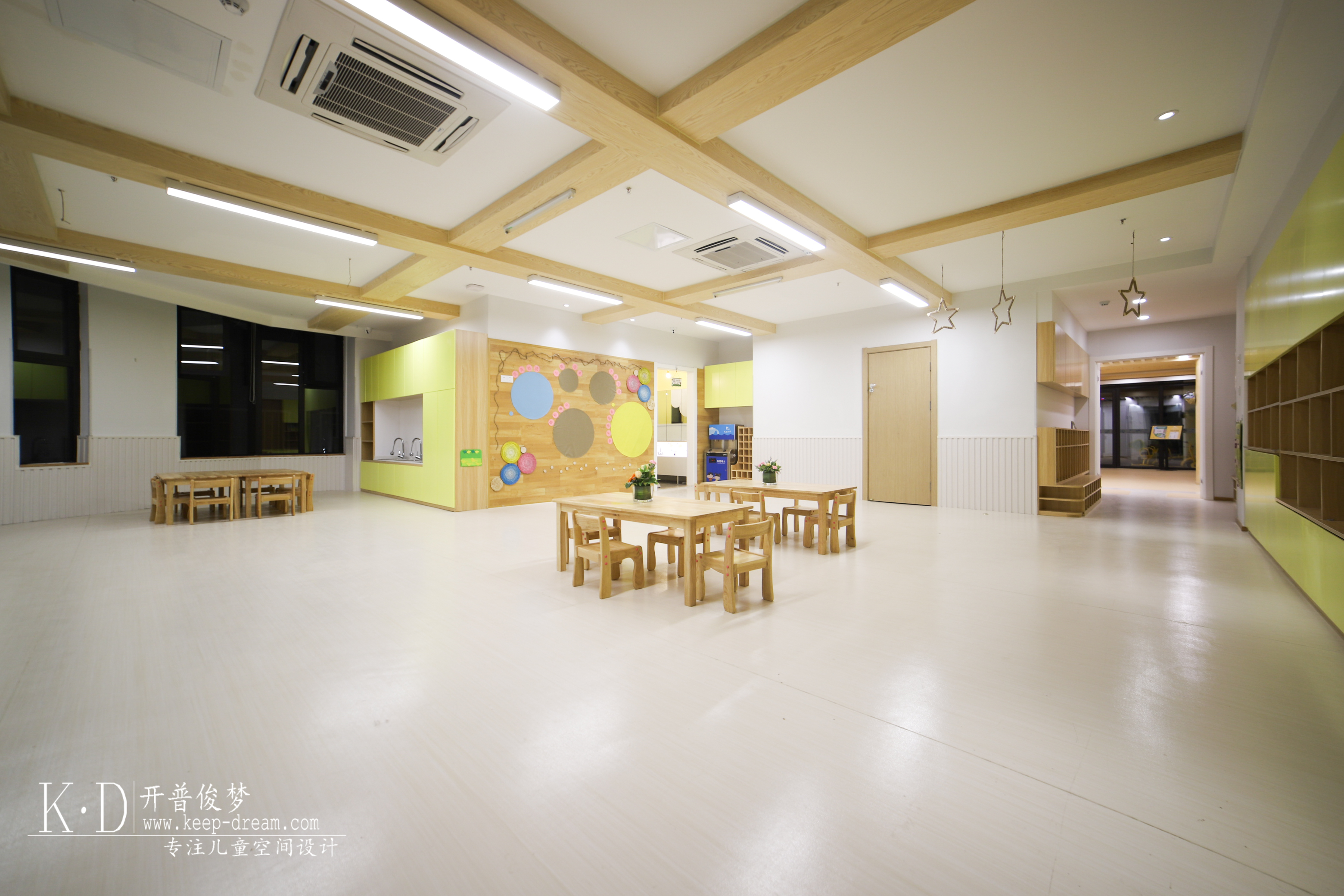 幼儿园功能室设计:美育教室里的小心机!