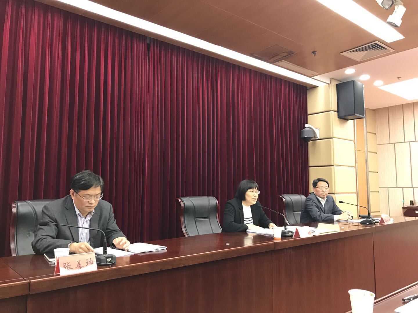 会上,省林业局正厅级领导,新闻发言人杨幼平向大家详细通报了我省参展