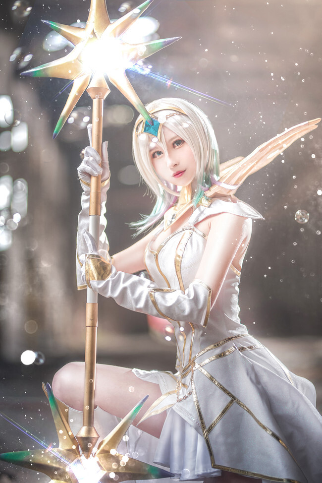 英雄联盟性感惹火拉克丝cosplay写真