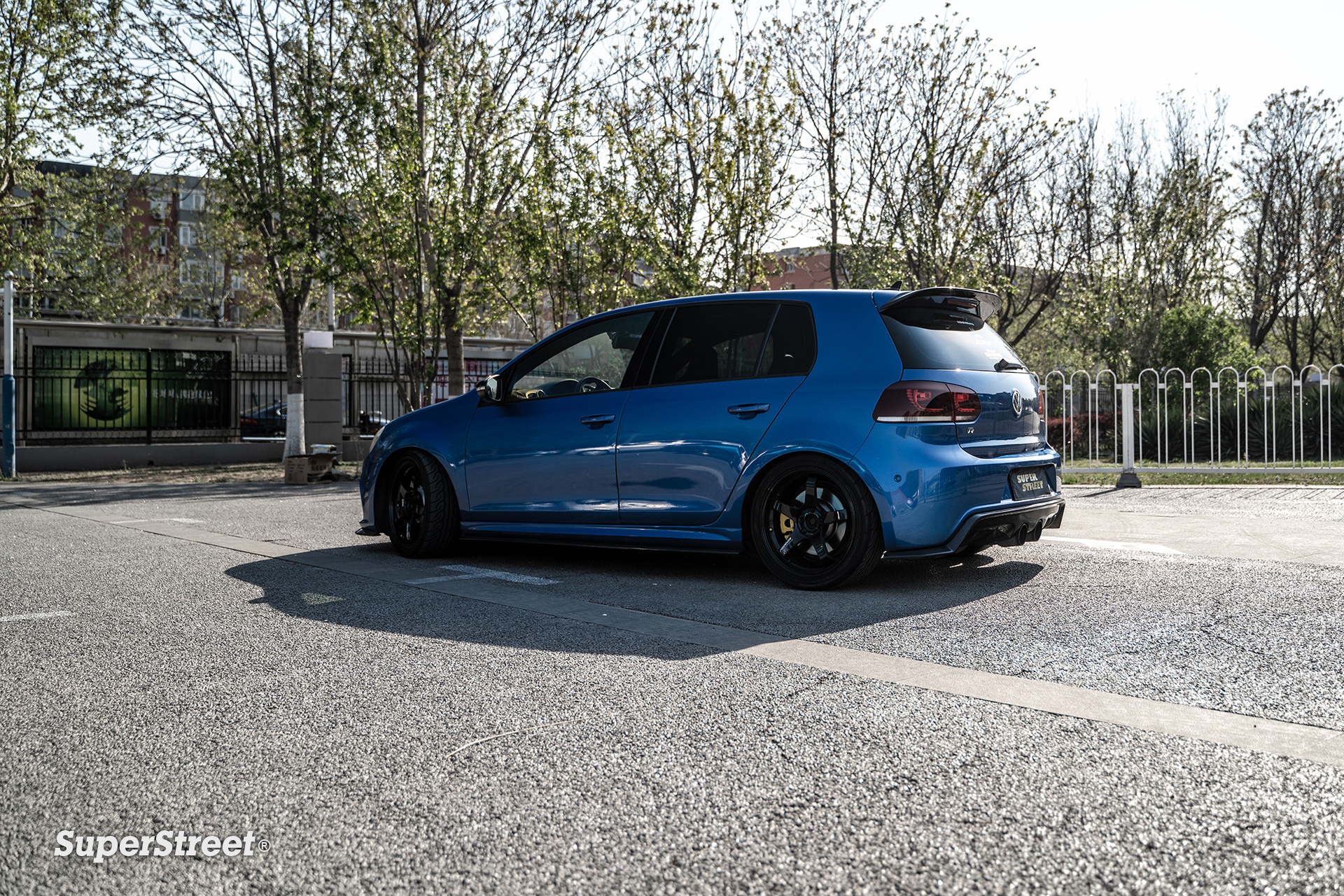 superstreet汽车俱乐部-速度机器-高尔夫6r20