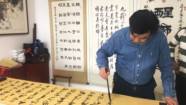 刘培孝创作水调歌头中堂的视频