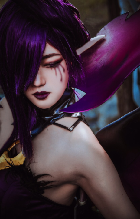 cos正片英雄联盟莫甘娜堕落天使更像紫色精灵
