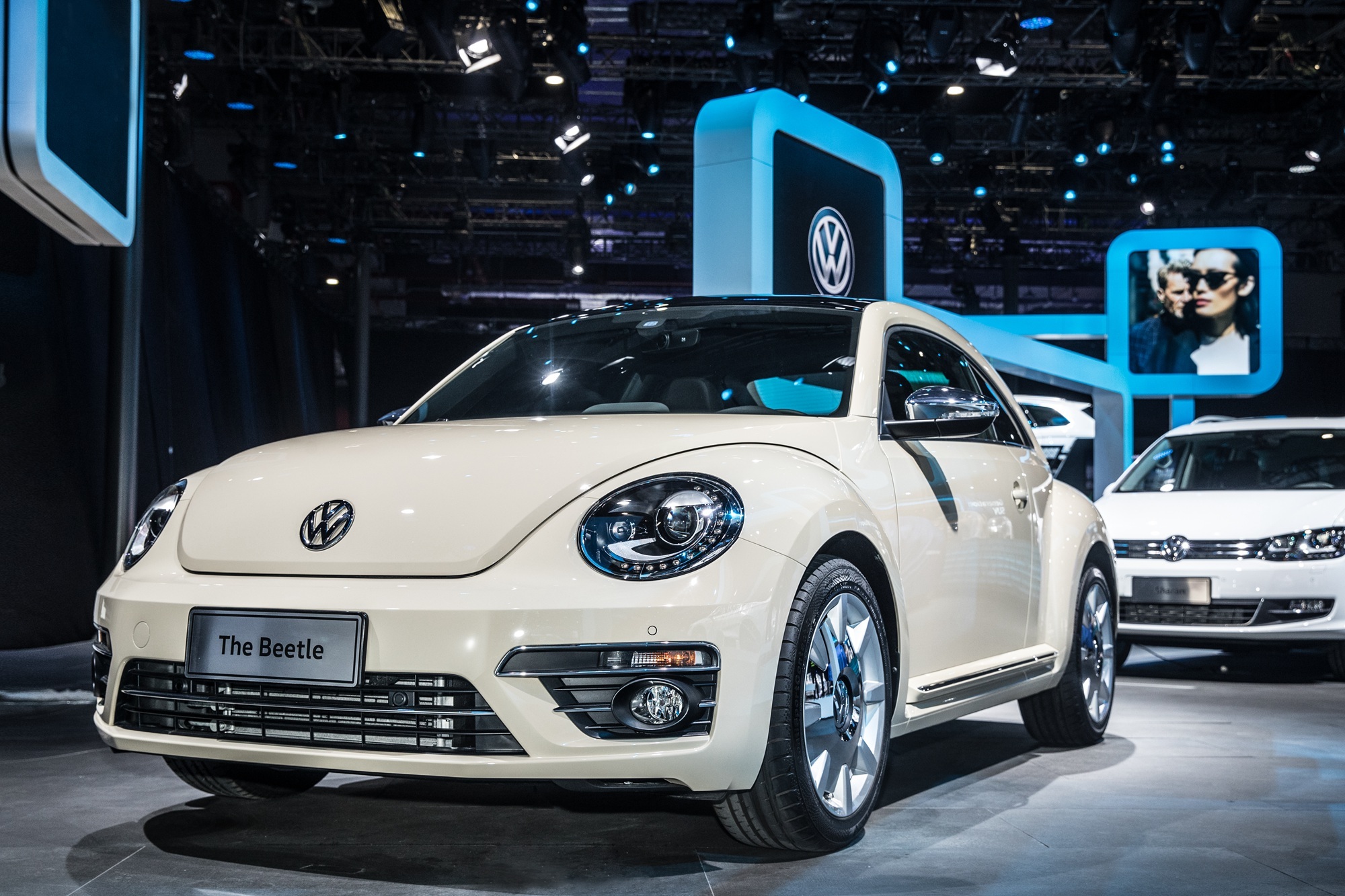 大众进口车推出限量1000台的"时光白"甲壳虫珍藏版