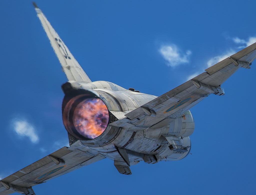 图赏:美艳的尾焰__凤凰网