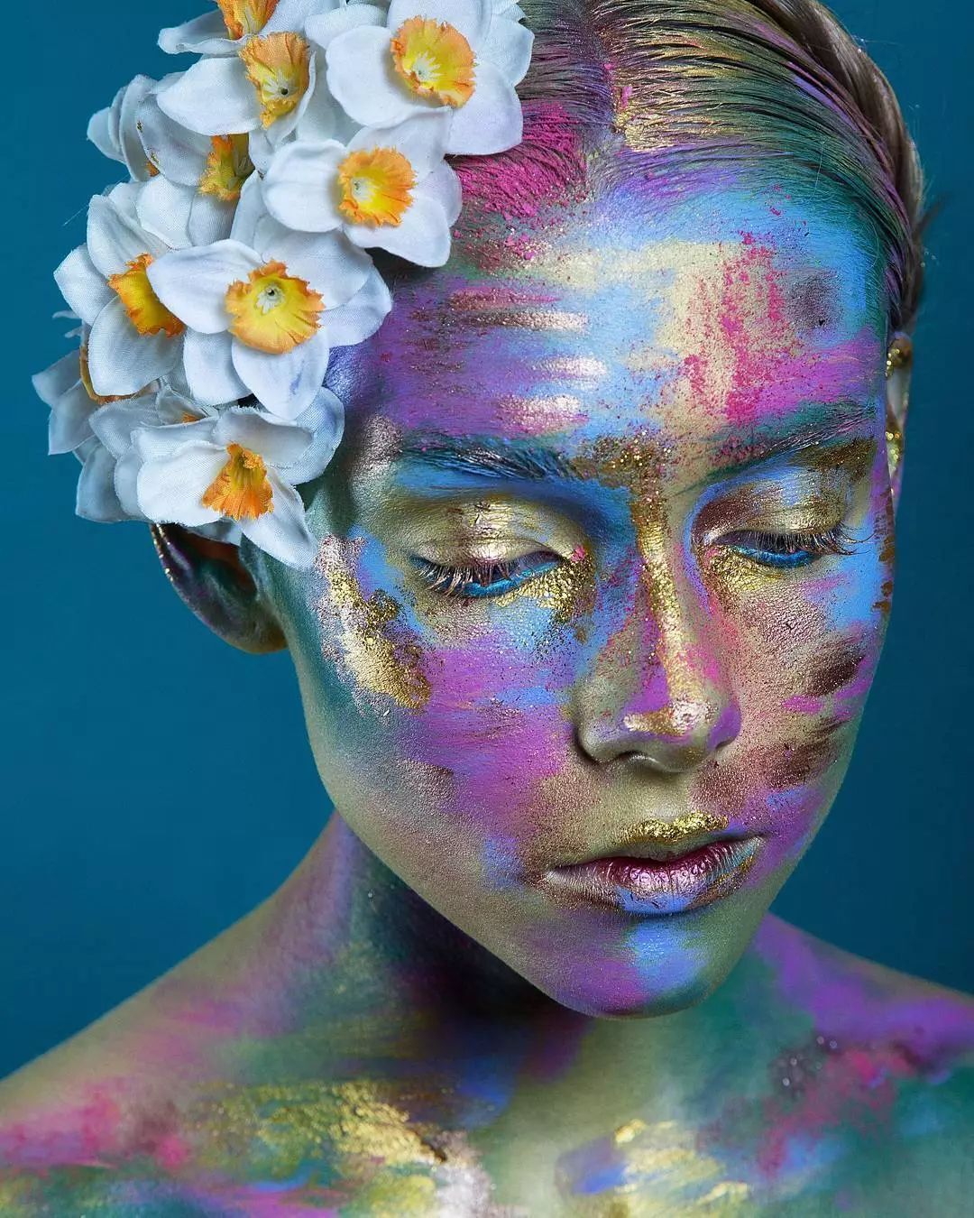 大片欣赏|油画般色彩的创意妆容,每一张都值得珍藏