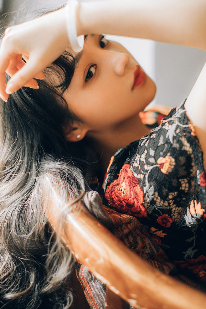 女强人跟温柔娇弱的女人,输赢如何较量,怎么才能万人追捧?