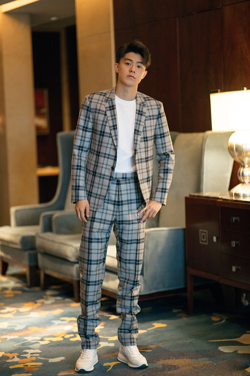 陈康出席中国慈善榜 荣获年度仁爱大使