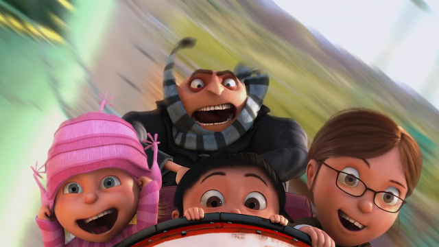 格鲁陪小女孩去游乐园玩奶爸养成记在一起超温馨